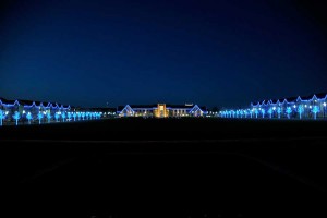commercial christmas decor